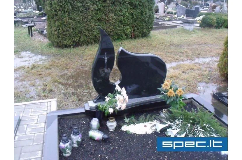 Akmens turgus, UAB | spec.lt