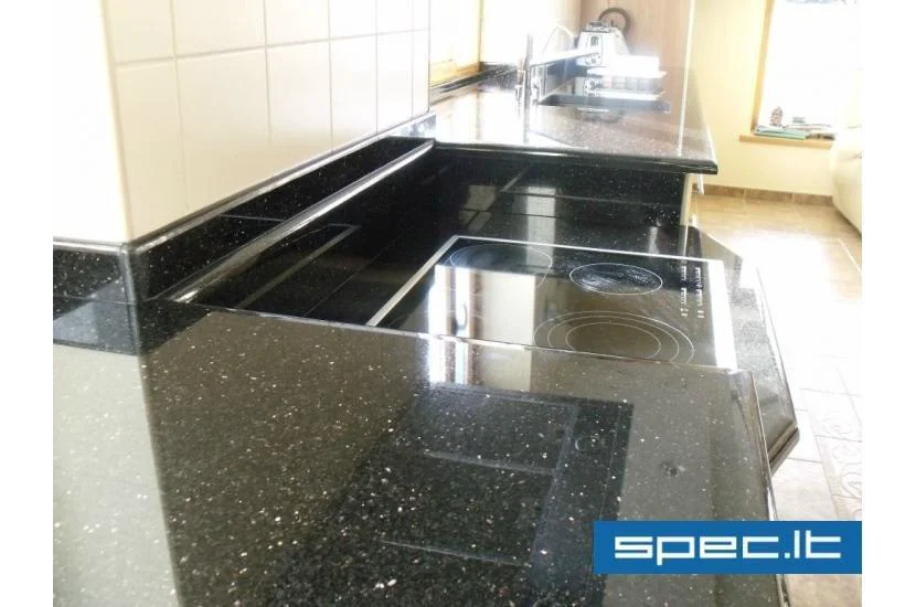 Akmens turgus, UAB | spec.lt