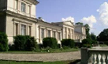 Atkuriamas Renavo dvaras