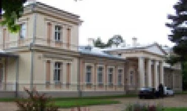 Atnaujinti Renavo dvaro rūmai svetingai pasitiks kiekvieną lankytoją