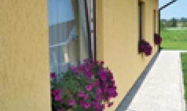 Dažai ir apdailos tinkai fasadams iš mineralinių medžiagų