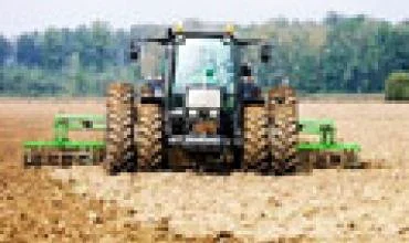 Didės mokesčiai už požeminį vandenį, durpes ir žvyrą