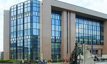 Europos Tarybos būstinė laukia lietuviškos rankos prisilietimo