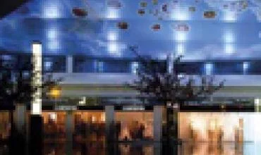 Prekybos ir laisvalaikio centras „Mega“: premjera ar dar vienas prekybos centras?