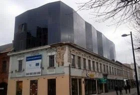 Prieštaringą pastatą Kaune projektavęs architektas liko be atestato