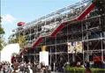 Renzo Piano ir Richardo Rogerso Paryžiui padovanotas džiaugsmingo miesto mechanizmas