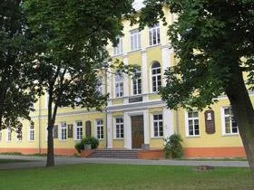 Restauruota Rygiškių Jono gimnazija