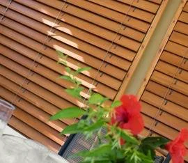 „Skirpus“ pristato naujas medines lauko žaliuzes!