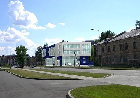 Smulkaus verslo reikalavimai biurams didėja