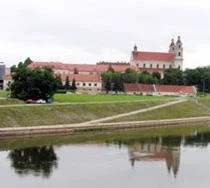 Sostinės Savivaldybė atkreipia dėmesį į netinkamai vykdomą buvusio vienuolyno remontą