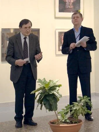 Tebūnie šviesa
