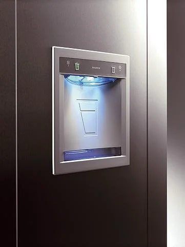 Unikalus „Electrolux“ šaldytuvas tiekia filtruotą vandenį